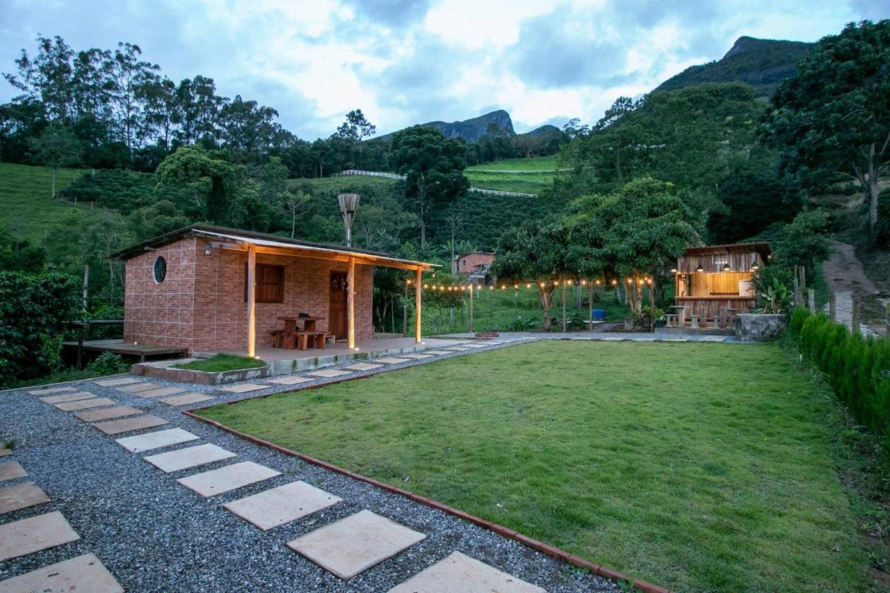 Chalet A Loving Farm Just For And Your Love! Caparao Velho